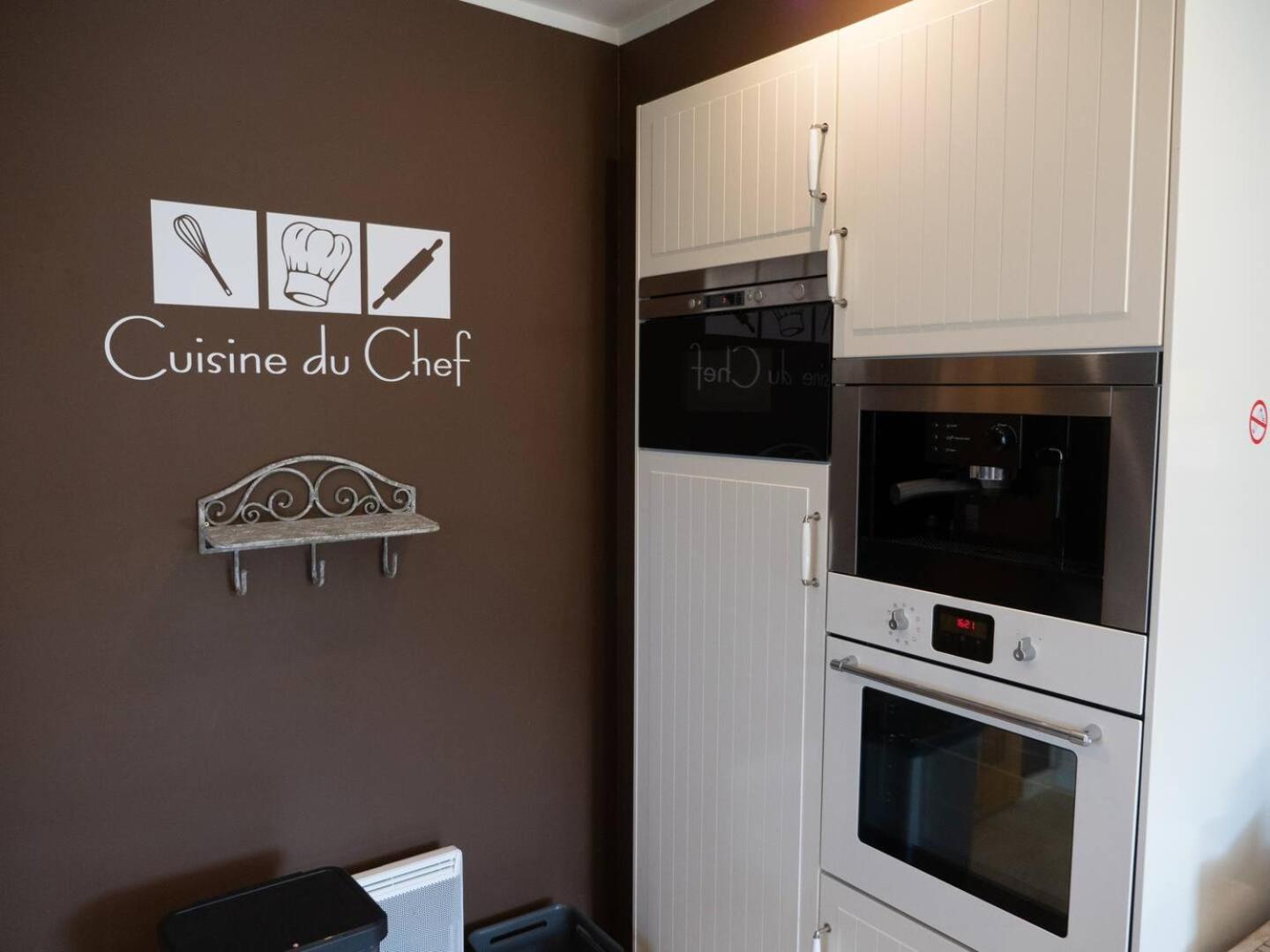 La Petite Colline Villa Apt Exterior foto